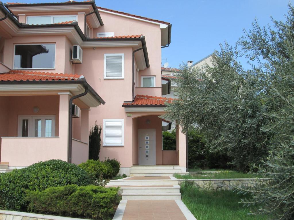 Apartments Villa Fernetich 普莱曼图拉 外观 照片